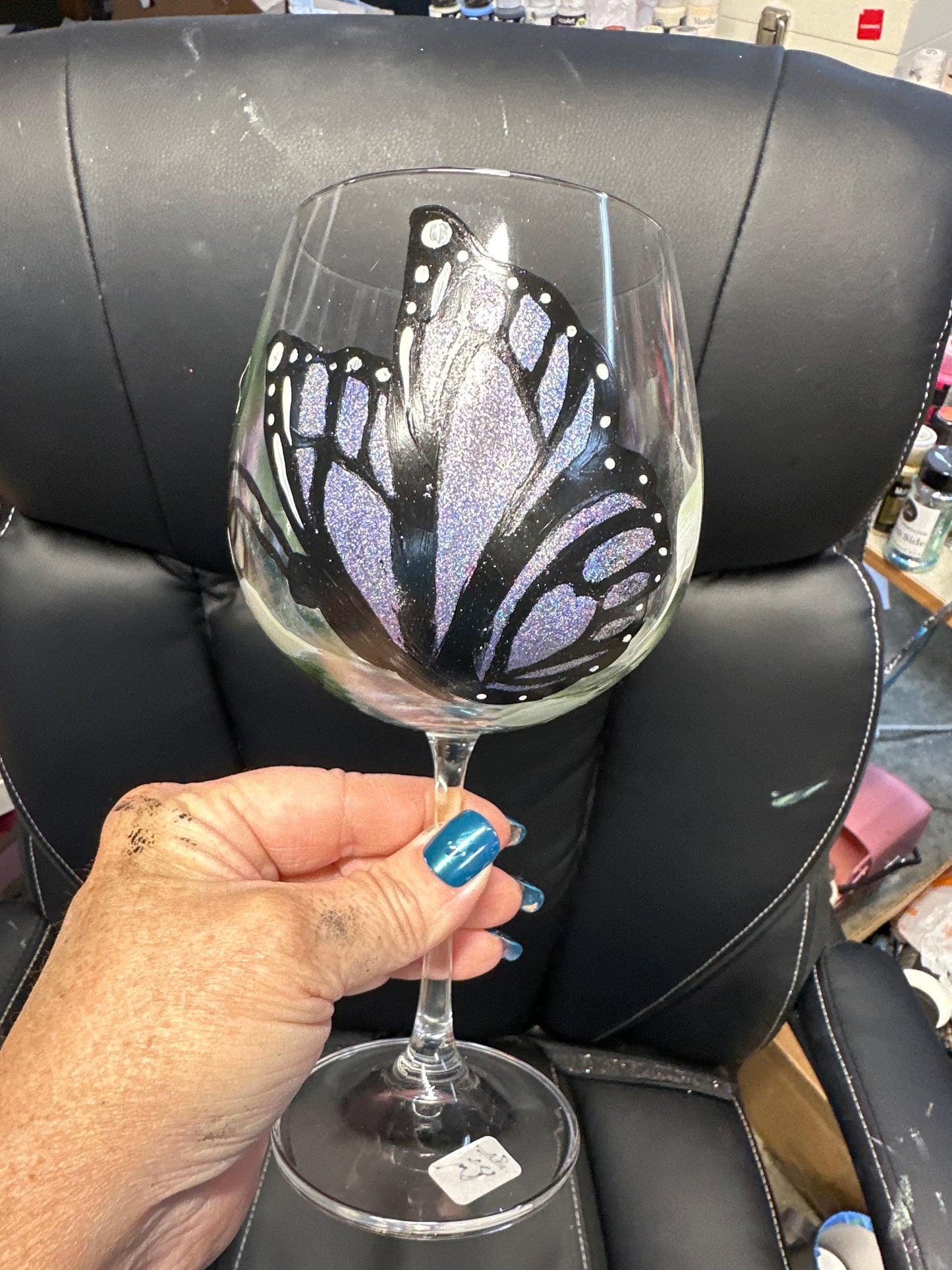 *RTS - butterfly wine glass